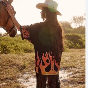 SABBI the flaming cowboy tee